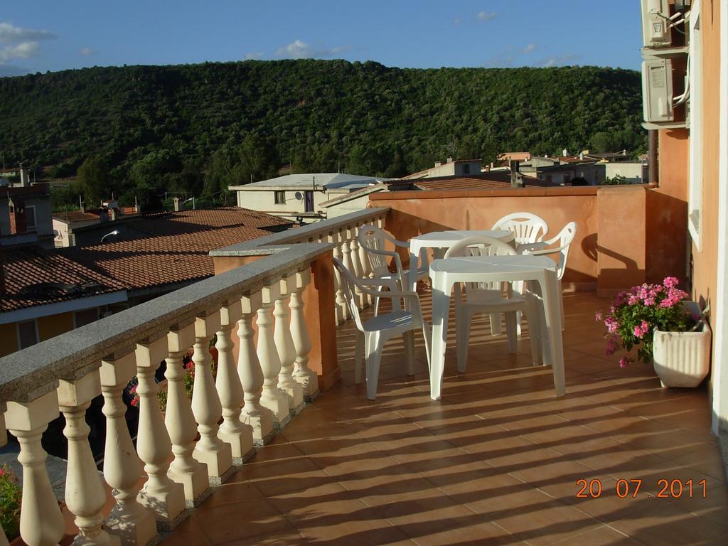 B&B Sotto Le Stelle Vacanze باري ساردو الغرفة الصورة