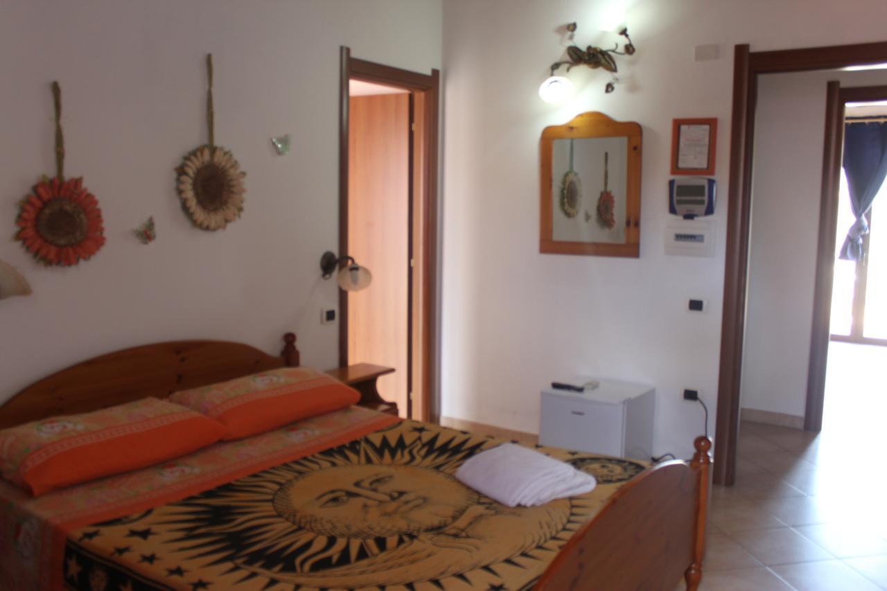 B&B Sotto Le Stelle Vacanze باري ساردو المظهر الخارجي الصورة