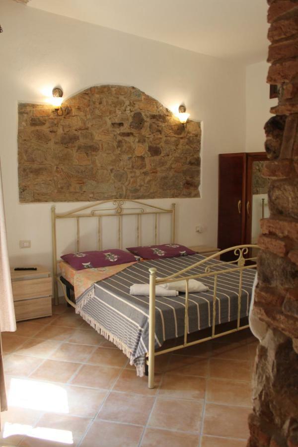 B&B Sotto Le Stelle Vacanze باري ساردو المظهر الخارجي الصورة